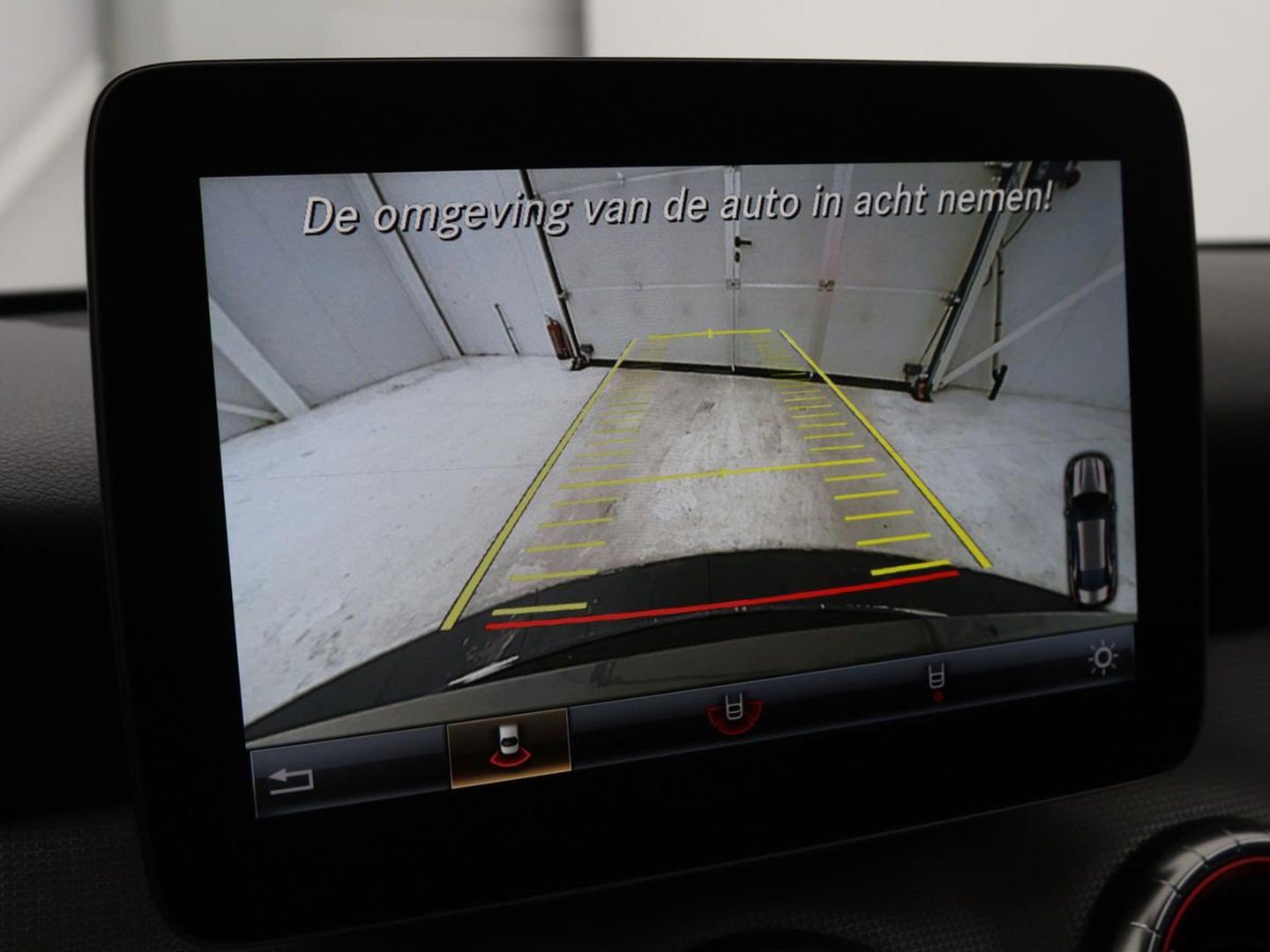 Mercedes-Benz CLA-Klasse 180 AMG | Stoelverwarming | Sportstoelen | Camera | Navigatie | Park Assist | Full LED | Cruise control | Airco