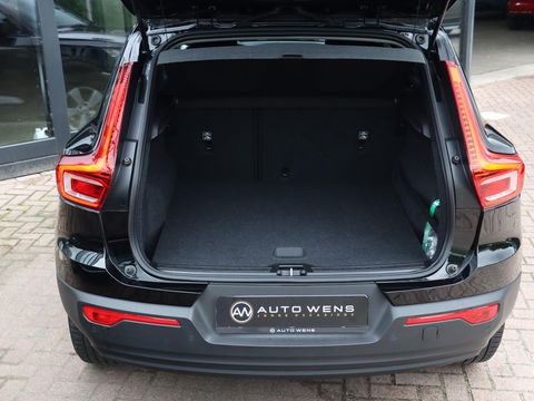 Volvo XC40 1.5 T2 130PK Momentum Core | Navigatie | Stoelverwarming | Camera