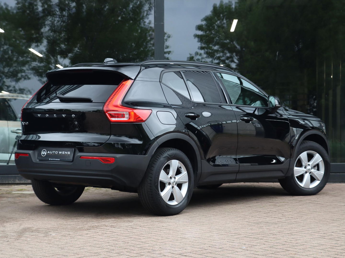 Volvo XC40 1.5 T2 130PK Momentum Core | Navigatie | Stoelverwarming | Camera