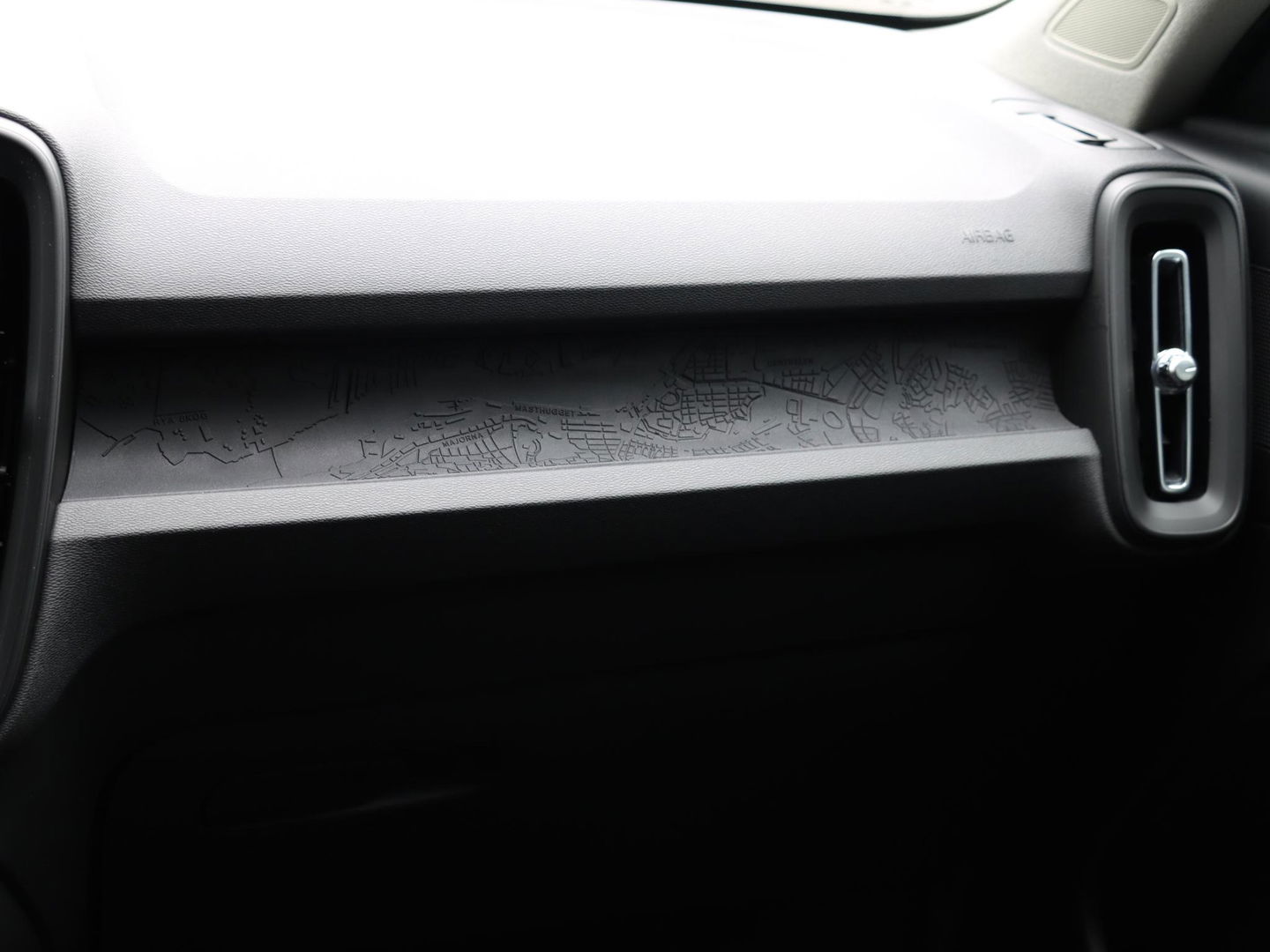 Volvo XC40 1.5 T2 130PK Momentum Core | Navigatie | Stoelverwarming | Camera