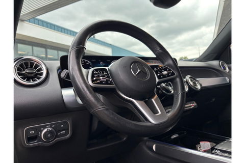 Mercedes-Benz GLB-Klasse 180 BNS SOLUTION LEDER NAVI PDC-CAMERA LMV WIDESCREEN