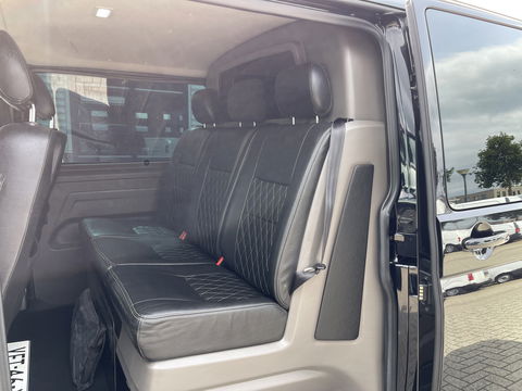 Volkswagen Transporter 2.0 TDI 150pk DSG automaat L2H1 30 DC 5 persoons Bulli / nieuwe koppeling vliegwiel / vaste prijs rijklaar € 32.950 ex btw / lease vanaf € 538 / leer / 19 inch wielen / dubbele schuifdeur