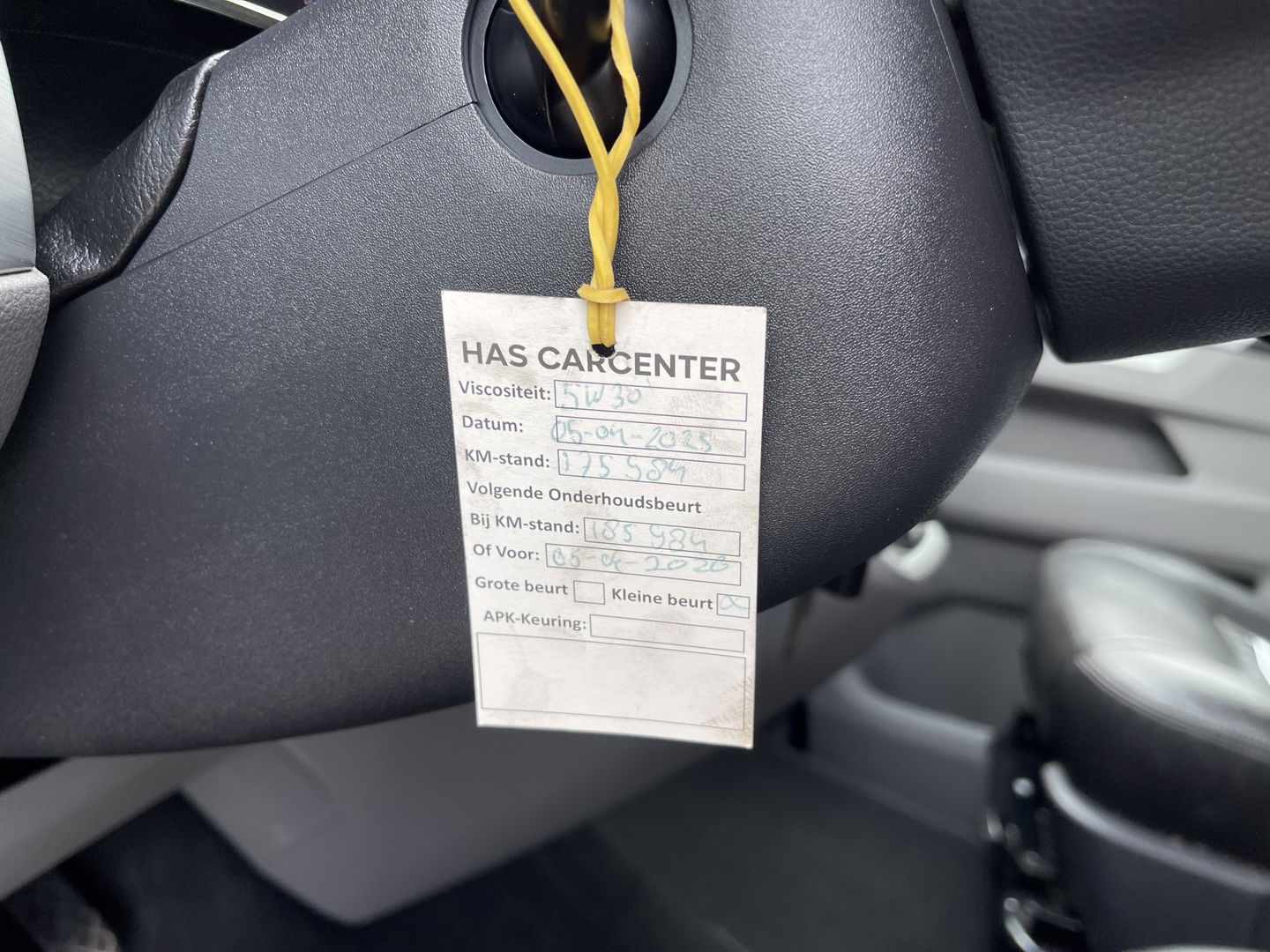 Volkswagen Transporter 2.0 TDI 150pk DSG automaat L2H1 30 DC 5 persoons Bulli / nieuwe koppeling vliegwiel / vaste prijs rijklaar € 32.950 ex btw / lease vanaf € 538 / leer / 19 inch wielen / dubbele schuifdeur