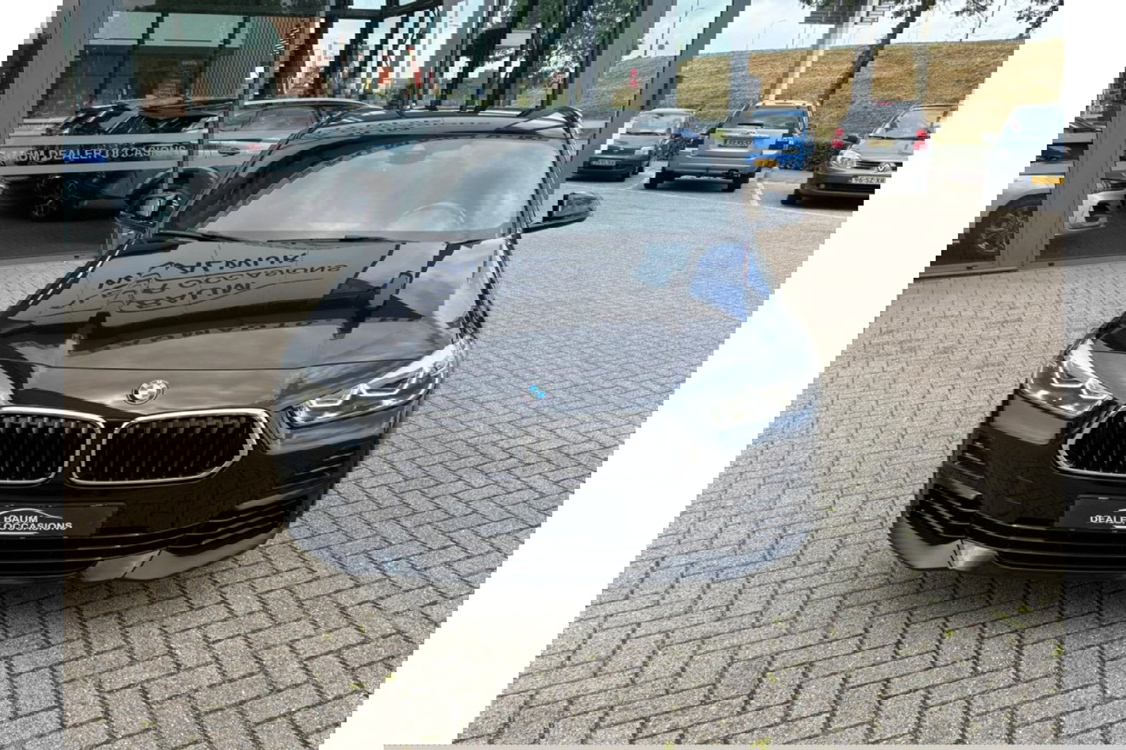 BMW X2 SDRIVE18I BUSINESS EXECUTIVE AUTOMAAT AIRCO LED PDC-CAMERA.