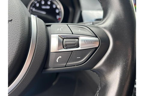 BMW X2 SDRIVE18I BUSINESS EXECUTIVE AUTOMAAT AIRCO LED PDC-CAMERA.