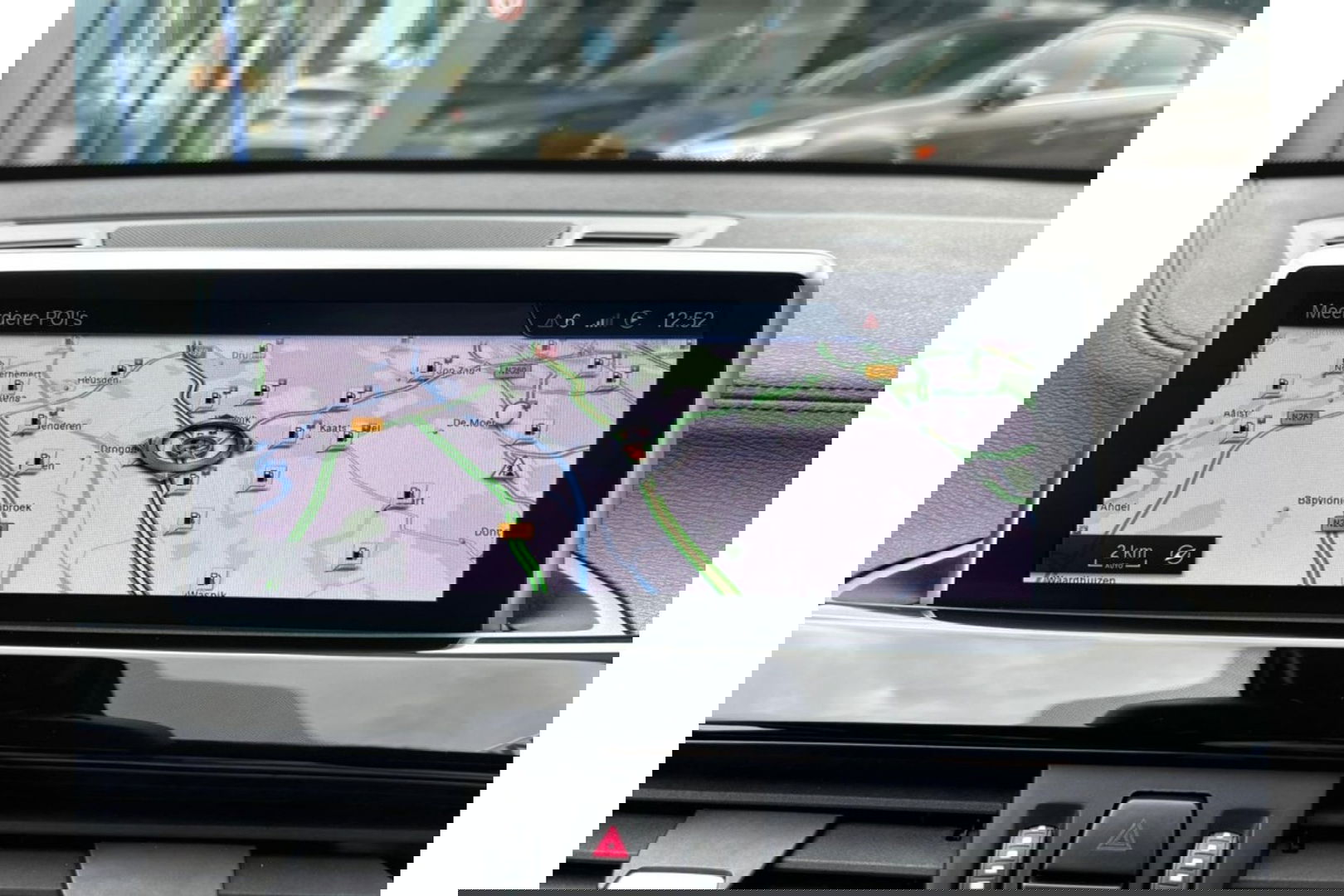 BMW X2 SDRIVE18I BUSINESS EXECUTIVE AUTOMAAT AIRCO LED PDC-CAMERA.