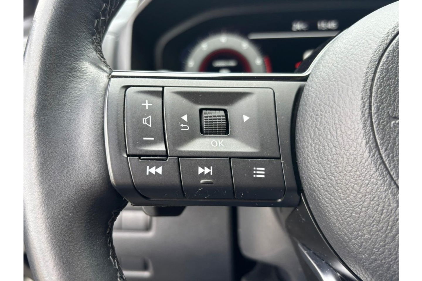 Nissan QASHQAI 1.3 MHEV X TEKNA AUTOMAAT AIRCO NAVI PDC CAMERA360.
