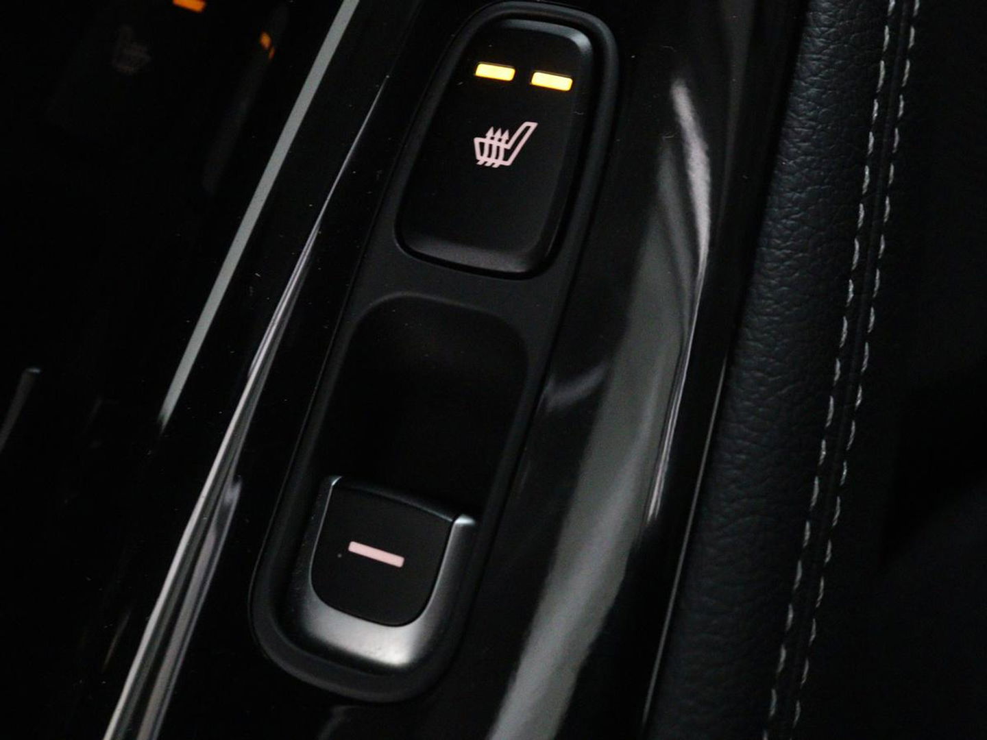 Kia Niro 1.6 GDi PHEV ExecutiveLine | Schuifdak | Stoelventilatie | Leder | JBL Sound | Carplay | Stuur & achterbankverwarming | Adaptive cruise | Navigatie | Full LED | Keyless