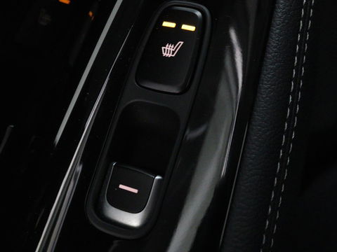 Kia Niro 1.6 GDi PHEV ExecutiveLine | Schuifdak | Stoelventilatie | Leder | JBL Sound | Carplay | Stuur & achterbankverwarming | Adaptive cruise | Navigatie | Full LED | Keyless