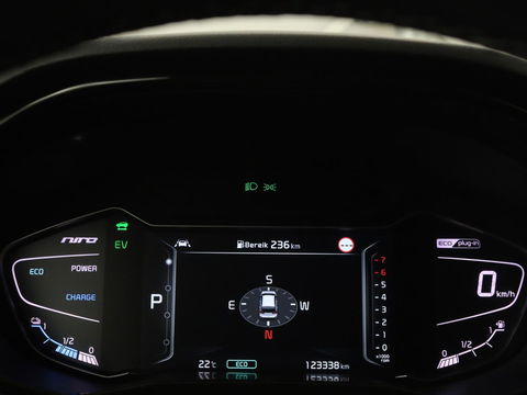 Kia Niro 1.6 GDi PHEV ExecutiveLine | Schuifdak | Stoelventilatie | Leder | JBL Sound | Carplay | Stuur & achterbankverwarming | Adaptive cruise | Navigatie | Full LED | Keyless