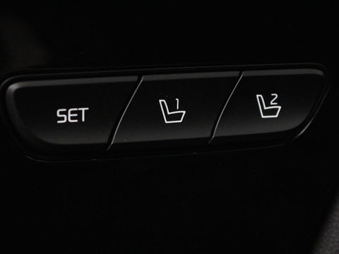 Kia Niro 1.6 GDi PHEV ExecutiveLine | Schuifdak | Stoelventilatie | Leder | JBL Sound | Carplay | Stuur & achterbankverwarming | Adaptive cruise | Navigatie | Full LED | Keyless