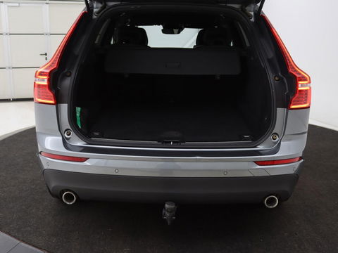 Volvo XC60 2.0 D4 Momentum Pro | Trekhaak | Camera | Half leder | Carplay | Navigatie | Full LED | Climate control | Getint glas | Parkeerhulp