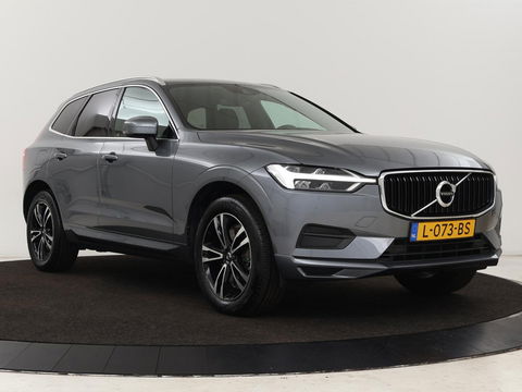 Volvo XC60 2.0 D4 Momentum Pro | Trekhaak | Camera | Half leder | Carplay | Navigatie | Full LED | Climate control | Getint glas | Parkeerhulp