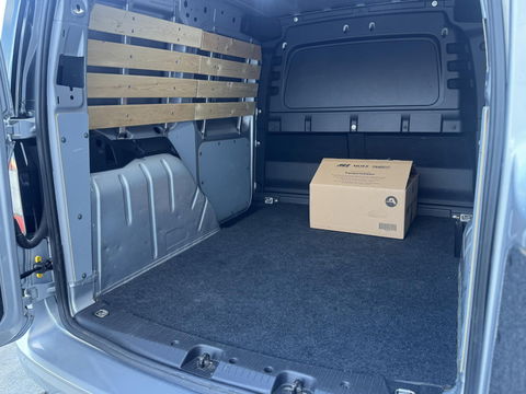 Volkswagen Caddy Cargo 2.0 TDI Trend AIRCO / N.A.P / VERLAAGD / SPOILERS / EURO 6 / CRUISE CONTROLE