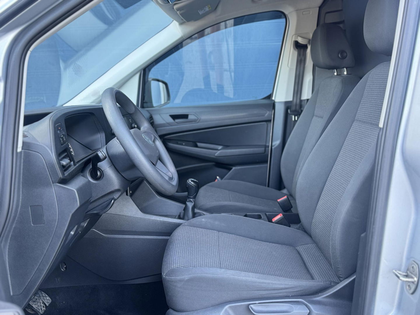Volkswagen Caddy Cargo 2.0 TDI Trend AIRCO / N.A.P / VERLAAGD / SPOILERS / EURO 6 / CRUISE CONTROLE