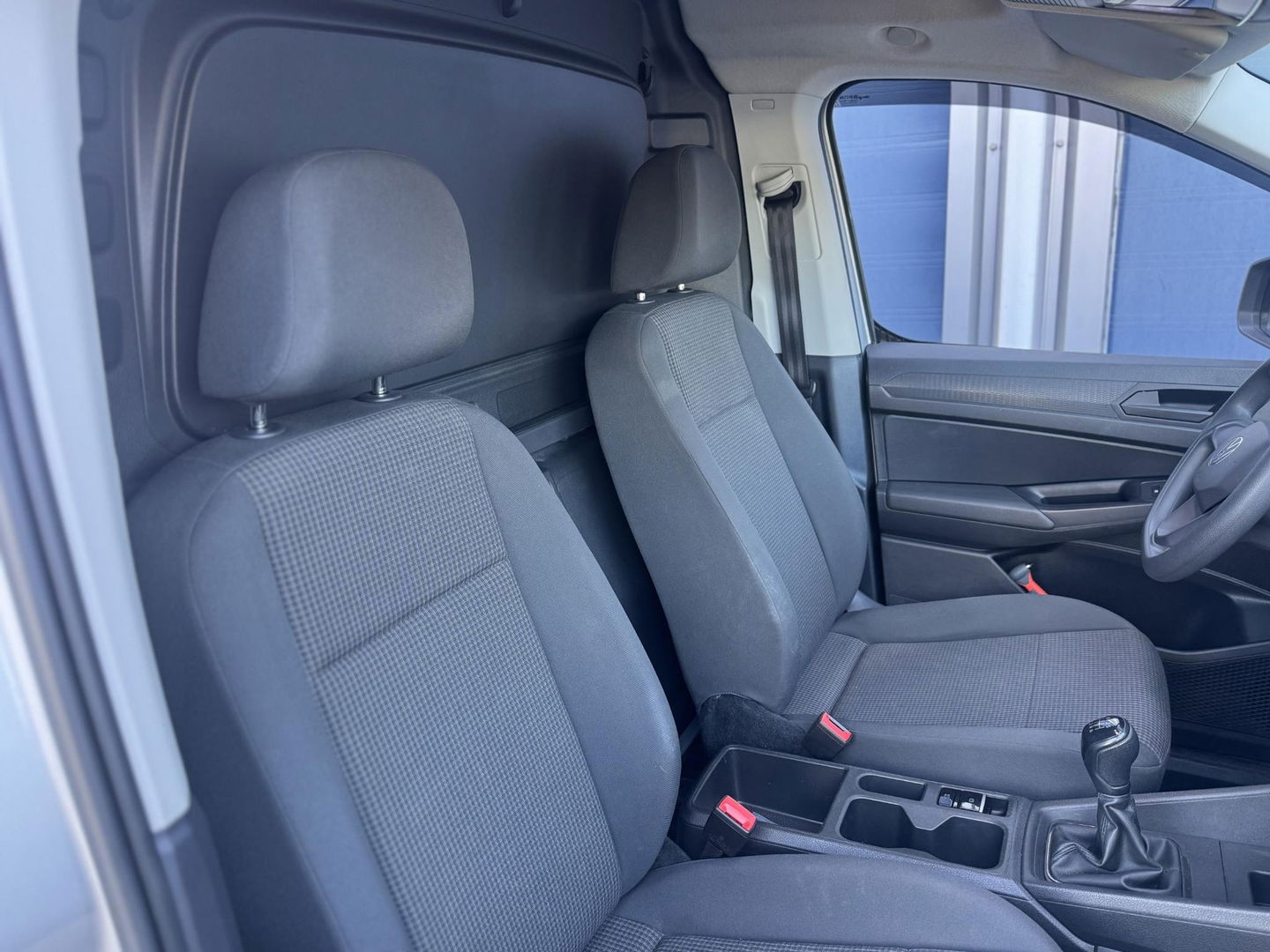 Volkswagen Caddy Cargo 2.0 TDI Trend AIRCO / N.A.P / VERLAAGD / SPOILERS / EURO 6 / CRUISE CONTROLE