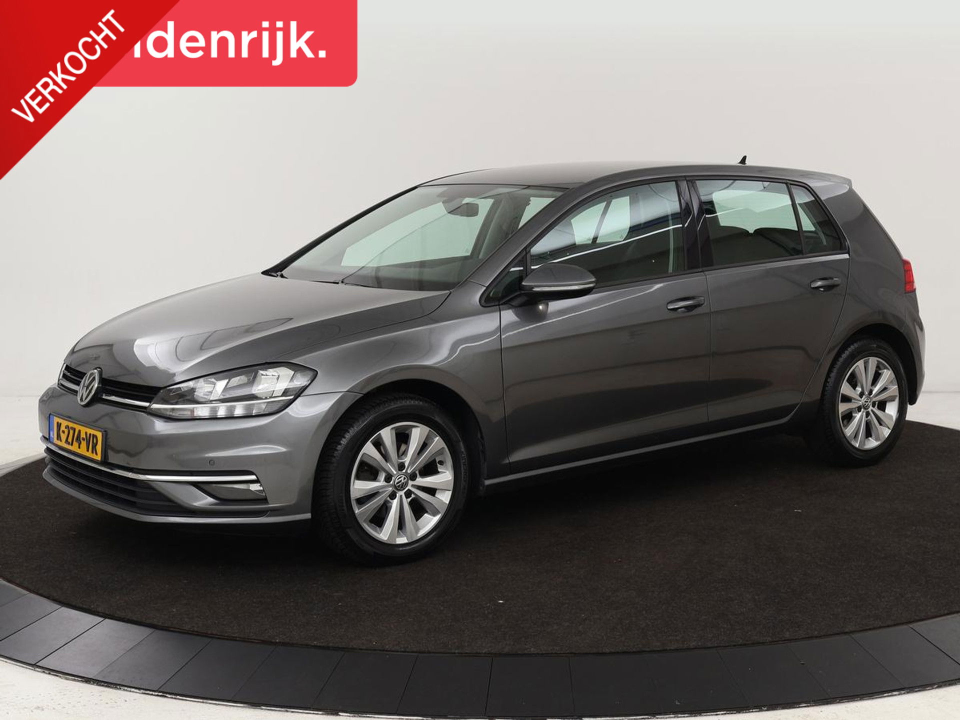 Volkswagen Golf 1.0 TSI Comfortline | Active Info Display | Carplay | Adaptive cruise | Climate control | Parkeerhulp | Bluetooth | LED