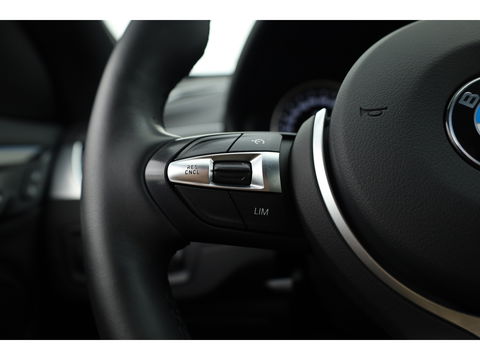 BMW X1 xDrive25e eDrive M Sport | Navi | Cruise | Camera | Stoelverw. | 18'' | LED