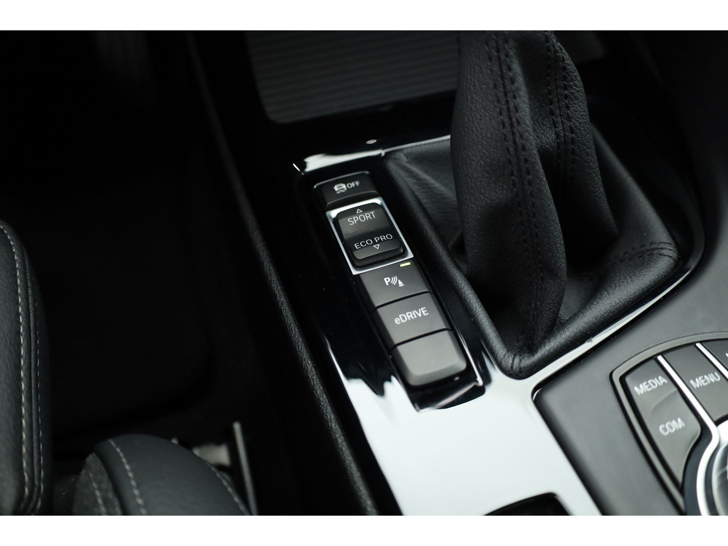 BMW X1 xDrive25e eDrive M Sport | Navi | Cruise | Camera | Stoelverw. | 18'' | LED