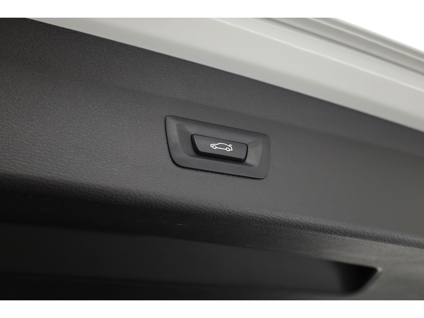 BMW X1 xDrive25e eDrive M Sport | Navi | Cruise | Camera | Stoelverw. | 18'' | LED