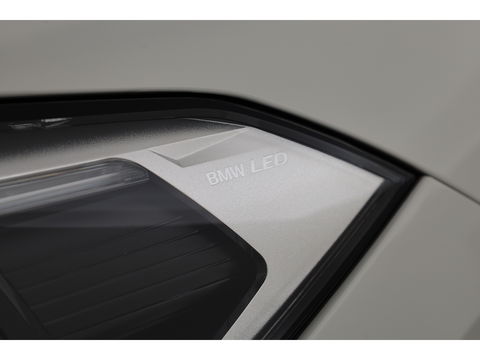 BMW X1 xDrive25e eDrive M Sport | Navi | Cruise | Camera | Stoelverw. | 18'' | LED