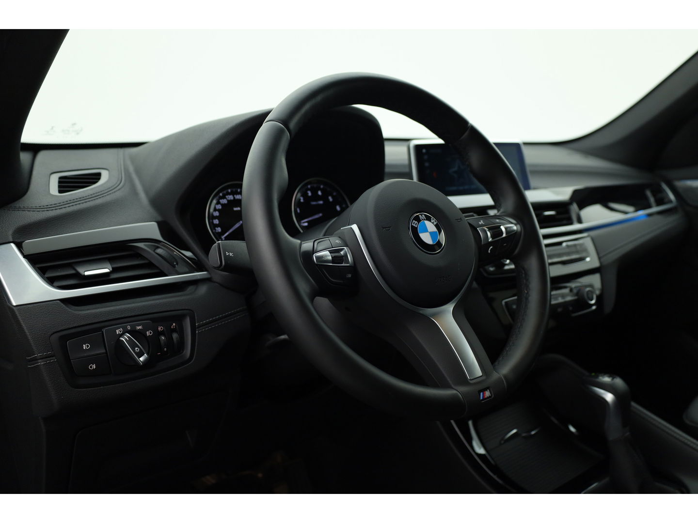 BMW X1 xDrive25e eDrive M Sport | Navi | Cruise | Camera | Stoelverw. | 18'' | LED