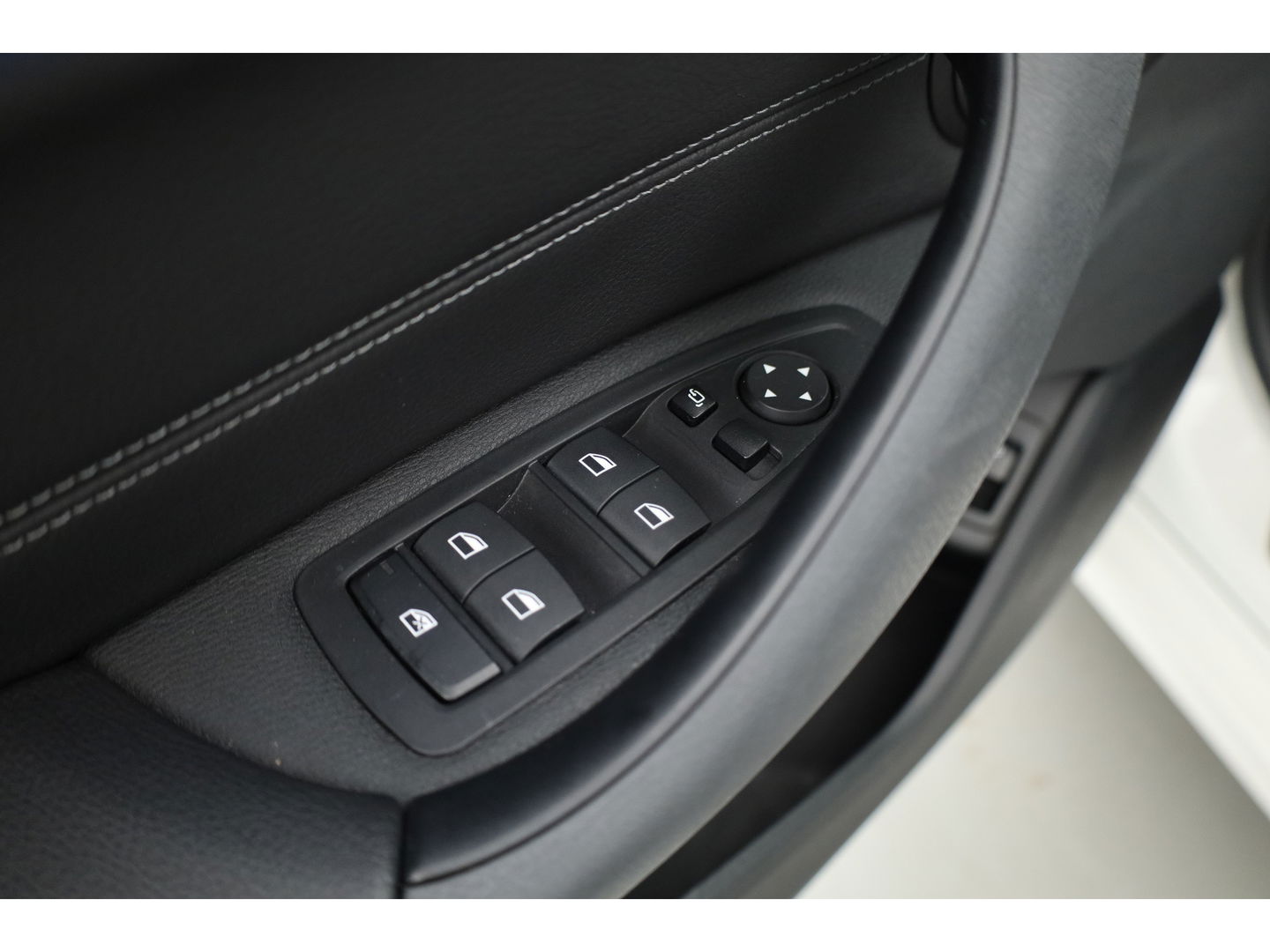 BMW X1 xDrive25e eDrive M Sport | Navi | Cruise | Camera | Stoelverw. | 18'' | LED