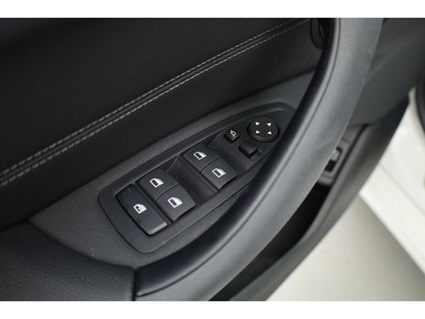 BMW X1 xDrive25e eDrive M Sport | Navi | Cruise | Camera | Stoelverw. | 18'' | LED