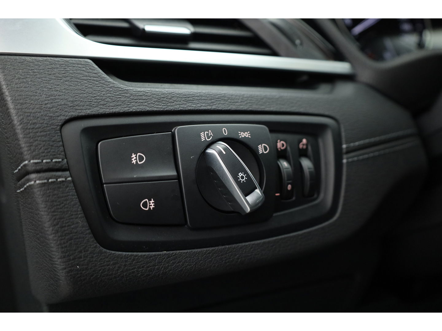 BMW X1 xDrive25e eDrive M Sport | Navi | Cruise | Camera | Stoelverw. | 18'' | LED