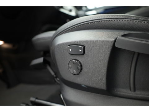 BMW X1 xDrive25e eDrive M Sport | Navi | Cruise | Camera | Stoelverw. | 18'' | LED