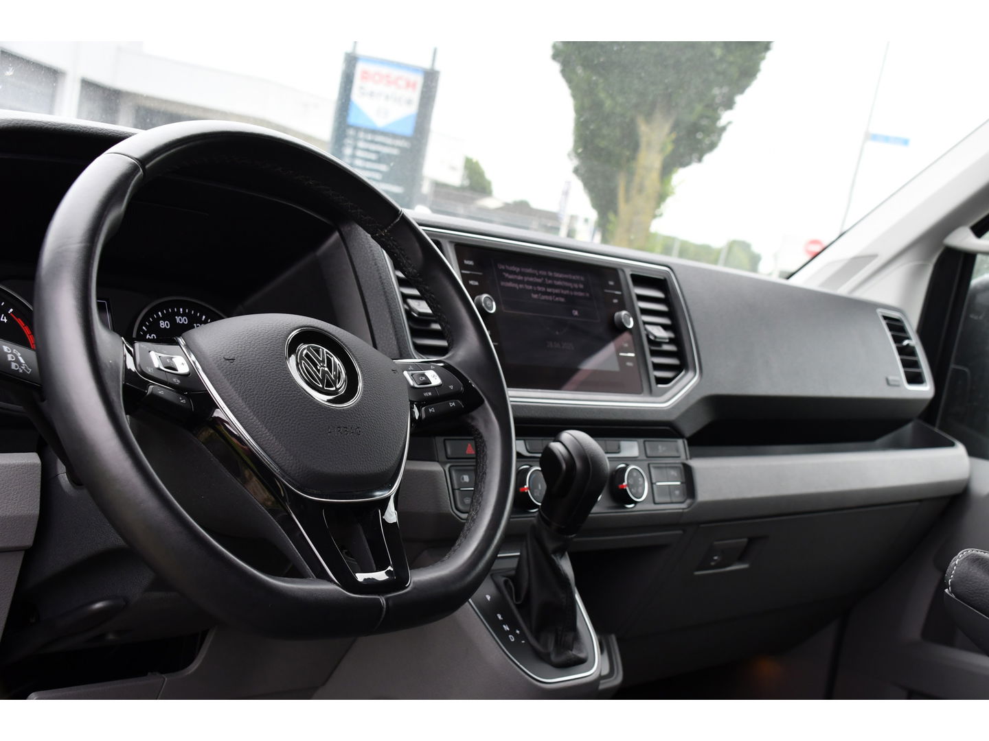 Volkswagen Crafter 35 2.0 TDI L3H2 75 Edition Adaptieve Cruise, Camera, Carplay, 177PK, Leder, LED,
