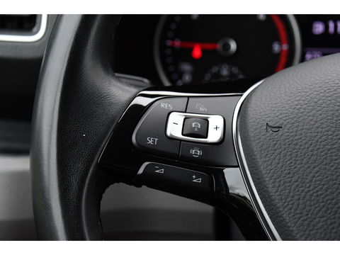 Volkswagen Crafter 35 2.0 TDI L3H2 75 Edition Adaptieve Cruise, Camera, Carplay, 177PK, Leder, LED,