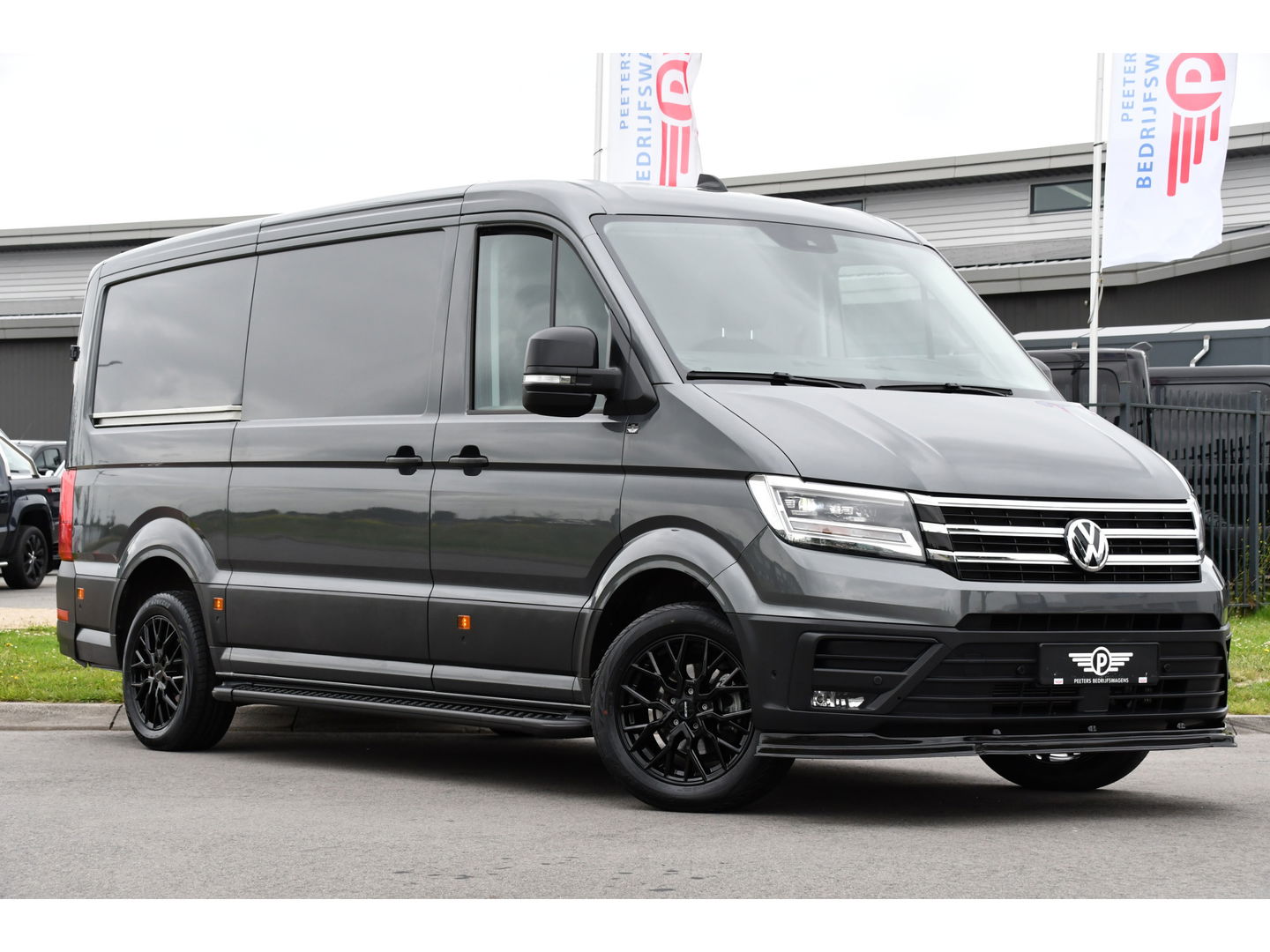 Volkswagen Crafter 35 2.0 TDI L3H2 75 Edition Adaptieve Cruise, Camera, Carplay, 177PK, Leder, LED,