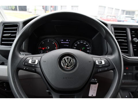 Volkswagen Crafter 35 2.0 TDI L3H2 Highline Camera, Cruise, Sensoren, Automaat, Carplay, Automaat, 177PK, LED, Stoelverwarming, Standkachel, UNIEK!