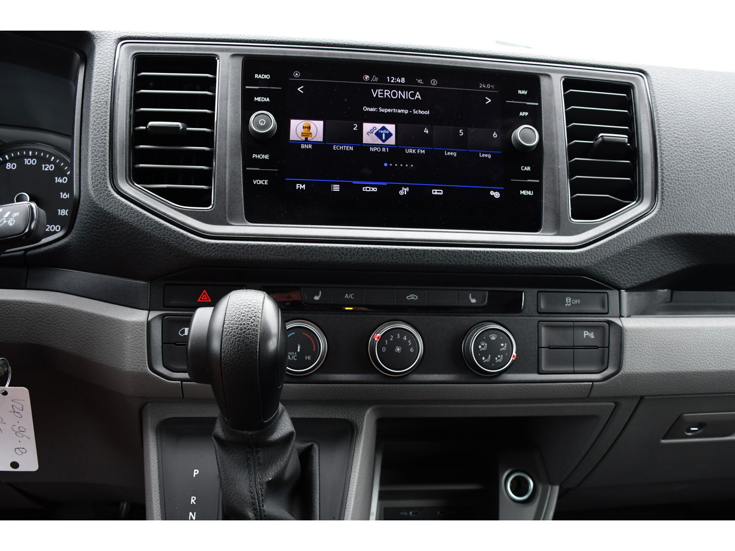 Volkswagen Crafter 35 2.0 TDI L3H2 Highline Camera, Cruise, Sensoren, Automaat, Carplay, Automaat, 177PK, LED, Stoelverwarming, Standkachel, UNIEK!
