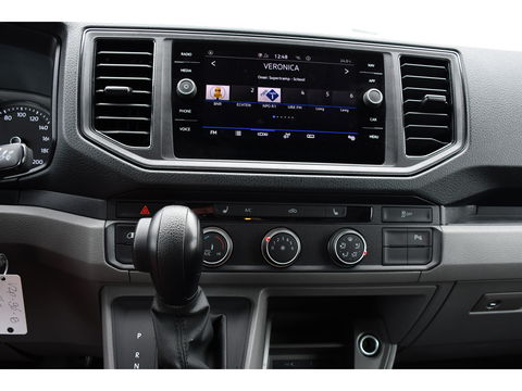 Volkswagen Crafter 35 2.0 TDI L3H2 Highline Camera, Cruise, Sensoren, Automaat, Carplay, Automaat, 177PK, LED, Stoelverwarming, Standkachel, UNIEK!