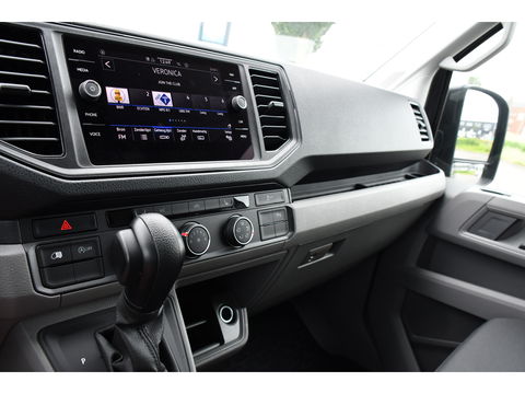 Volkswagen Crafter 35 2.0 TDI L3H2 Highline Camera, Cruise, Sensoren, Automaat, Carplay, Automaat, 177PK, LED, Stoelverwarming, Standkachel, UNIEK!