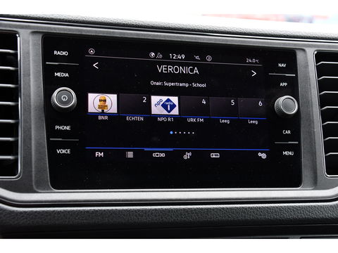 Volkswagen Crafter 35 2.0 TDI L3H2 Highline Camera, Cruise, Sensoren, Automaat, Carplay, Automaat, 177PK, LED, Stoelverwarming, Standkachel, UNIEK!