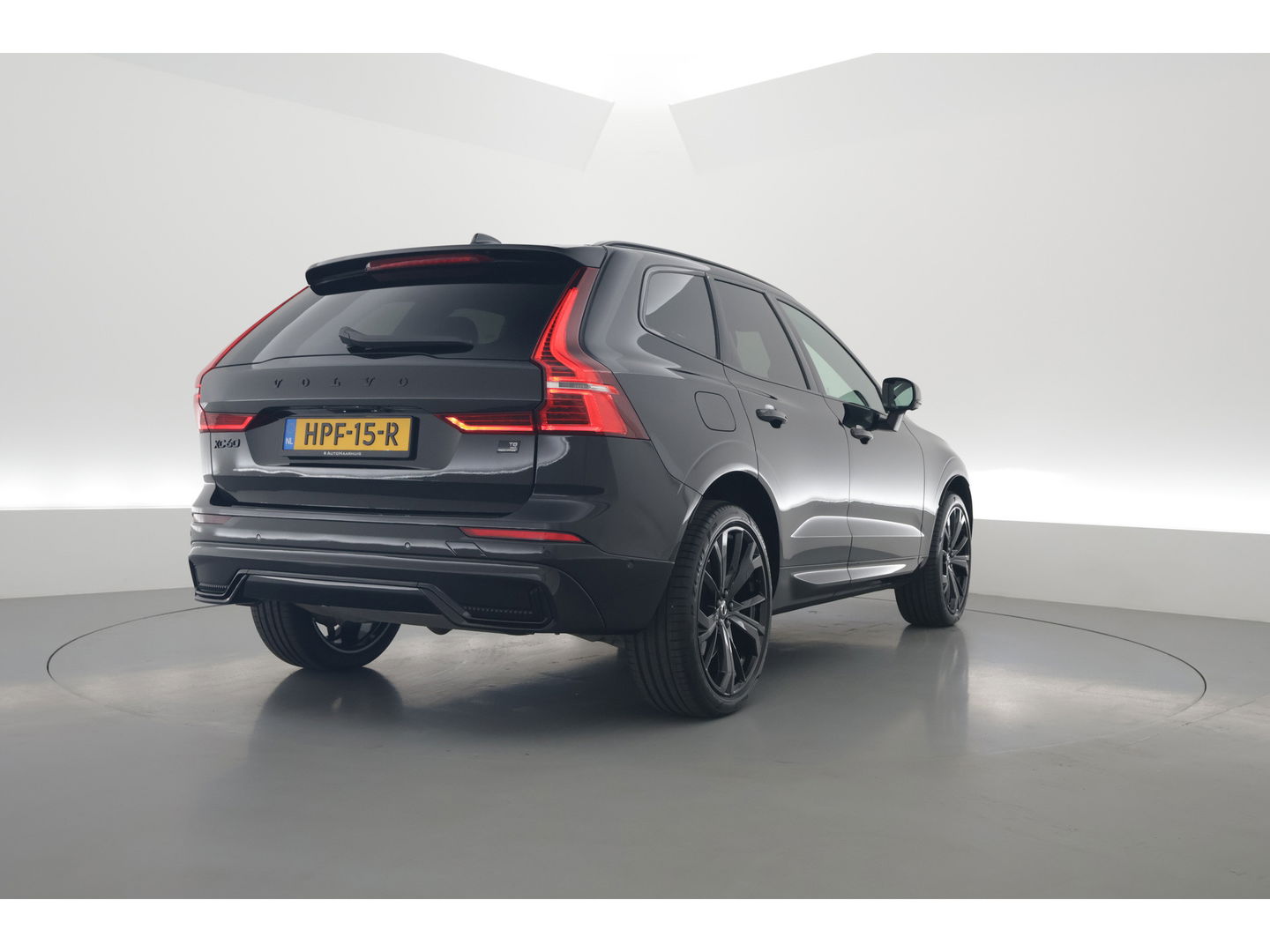 Volvo XC60 T8 Recharge Plus Black Edition | Pano | Memory seats | 360cam | Stoel- Stuurverw. | Apple Carplay
