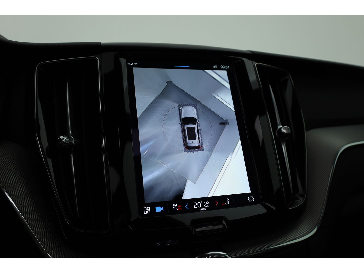 Volvo XC60 T8 Recharge Plus Black Edition | Pano | Memory seats | 360cam | Stoel- Stuurverw. | Apple Carplay