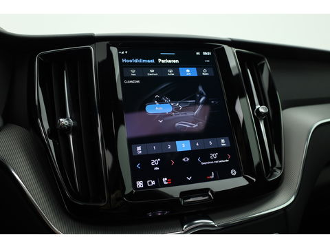 Volvo XC60 T8 Recharge Plus Black Edition | Pano | Memory seats | 360cam | Stoel- Stuurverw. | Apple Carplay