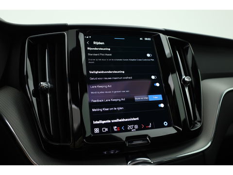 Volvo XC60 T8 Recharge Plus Black Edition | Pano | Memory seats | 360cam | Stoel- Stuurverw. | Apple Carplay