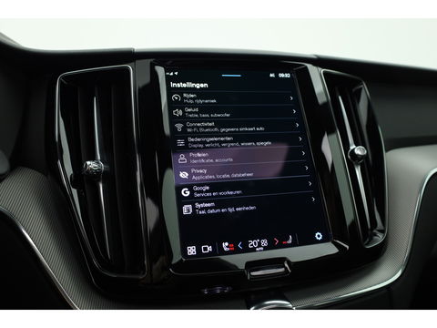 Volvo XC60 T8 Recharge Plus Black Edition | Pano | Memory seats | 360cam | Stoel- Stuurverw. | Apple Carplay