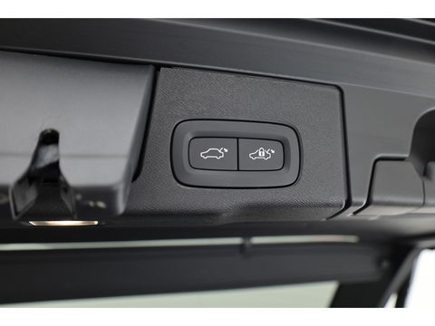 Volvo XC60 T8 Recharge Plus Black Edition | Pano | Memory seats | 360cam | Stoel- Stuurverw. | Apple Carplay