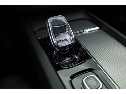 Volvo XC60 T8 Recharge Plus Black Edition | Pano | Memory seats | 360cam | Stoel- Stuurverw. | Apple Carplay