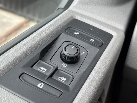 Volkswagen Transporter 2.0 TDI L2H1 | CARPLAY | AUT | 150PK |