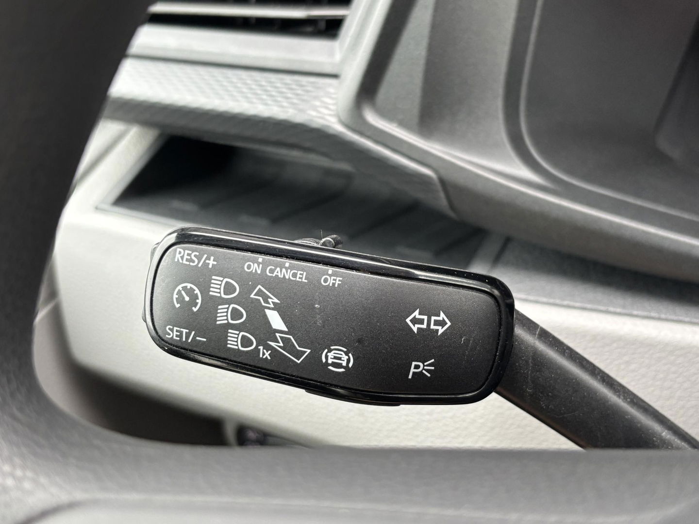 Volkswagen Transporter 2.0 TDI L2H1 | CARPLAY | AUT | 150PK |