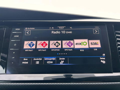 Volkswagen Transporter 2.0 TDI L2H1 28 Bulli DC | LED | AUT | Dig. Cockpit |  ADAPTIVE CRUISE | 19 INCH | BEKLEDE LAADRUIMTE | CARPLAY |