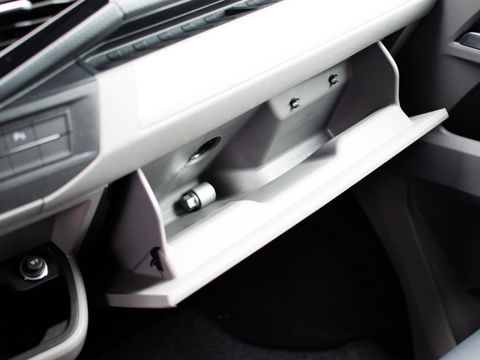 Volkswagen Transporter 2.0 TDI L2H1 28 Bulli DC | LED | AUT | Dig. Cockpit |  ADAPTIVE CRUISE | 19 INCH | BEKLEDE LAADRUIMTE | CARPLAY |
