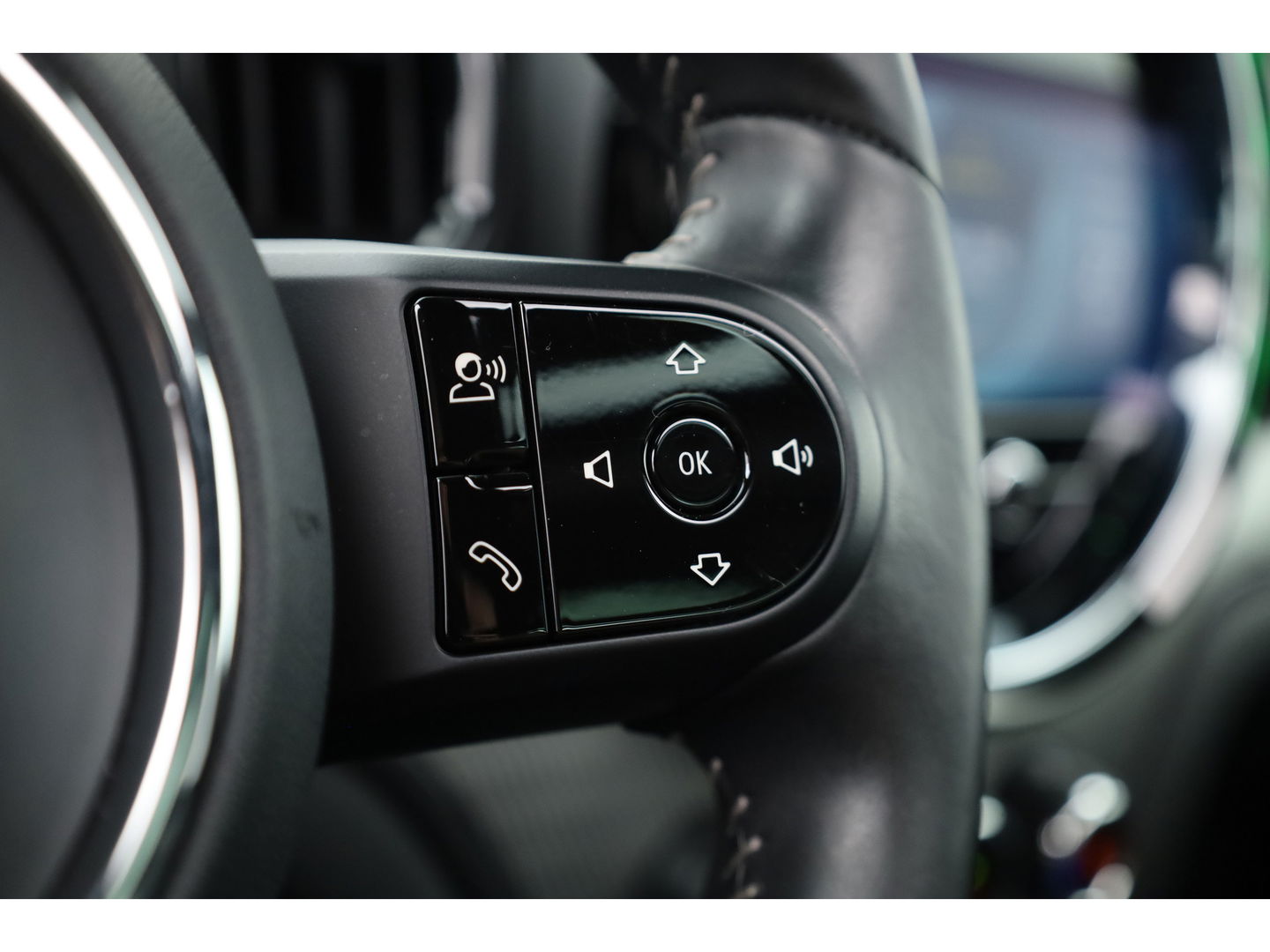 MINI Countryman Cooper SE ALL4 Yours | Pano | HUD | Adapt. Cruise | Memory seat | Camera | Apple CarPlay